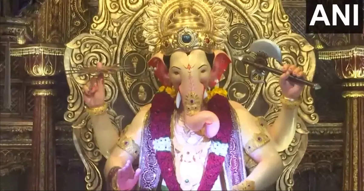 Lalbaug cha Raja First Look: लाल बाग के राजा का सज गया दरबार, जानें अबकी बार कैसी है तैयारी