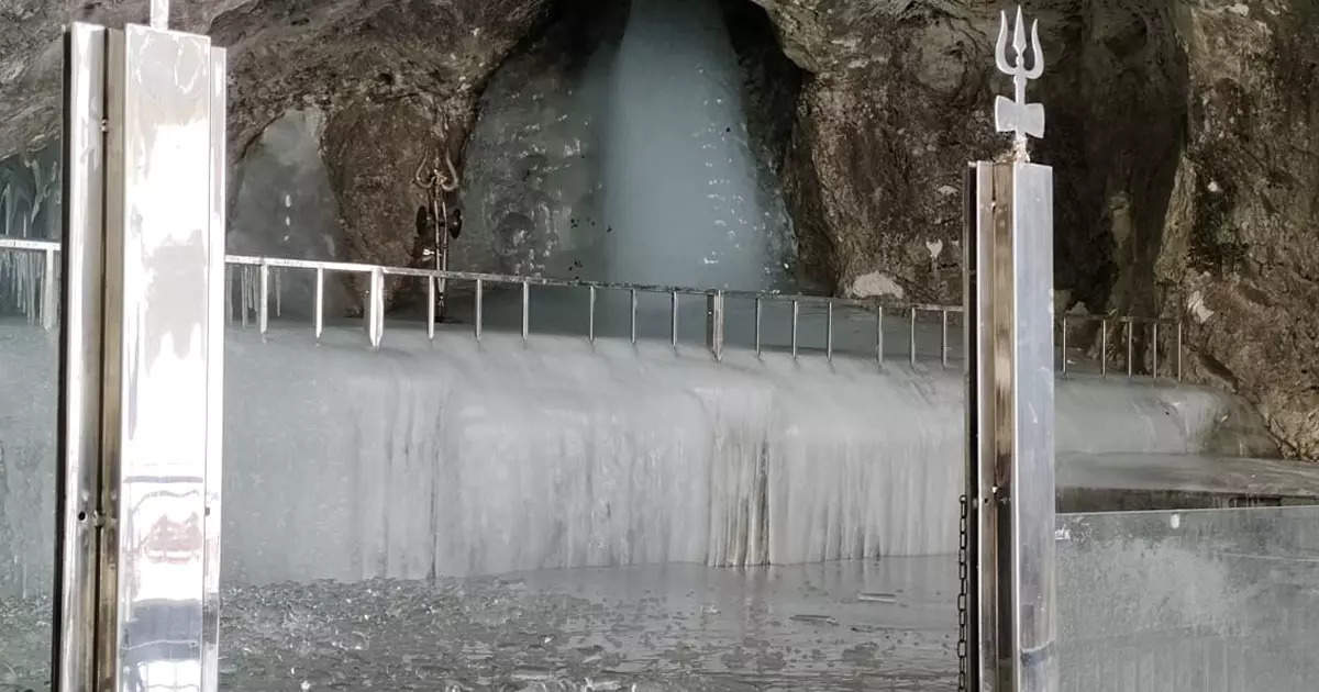 Amarnath Yatra 2023: बाबा बर्फानी की आई पहली तस्वीर, जानें अमरनाथ यात्रा से जुड़ी जरूरी बातें