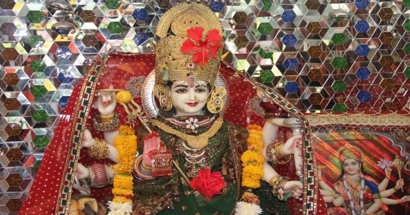 Navratri 2023: नव कुमारियां भगवती का स्वरूप हैं मां दुर्गा, सभी देवताओं को इनसे ही मिलती है शक्ति